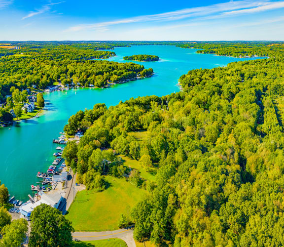 The Bluffs at Gull Lake Apartments in Richland, MI